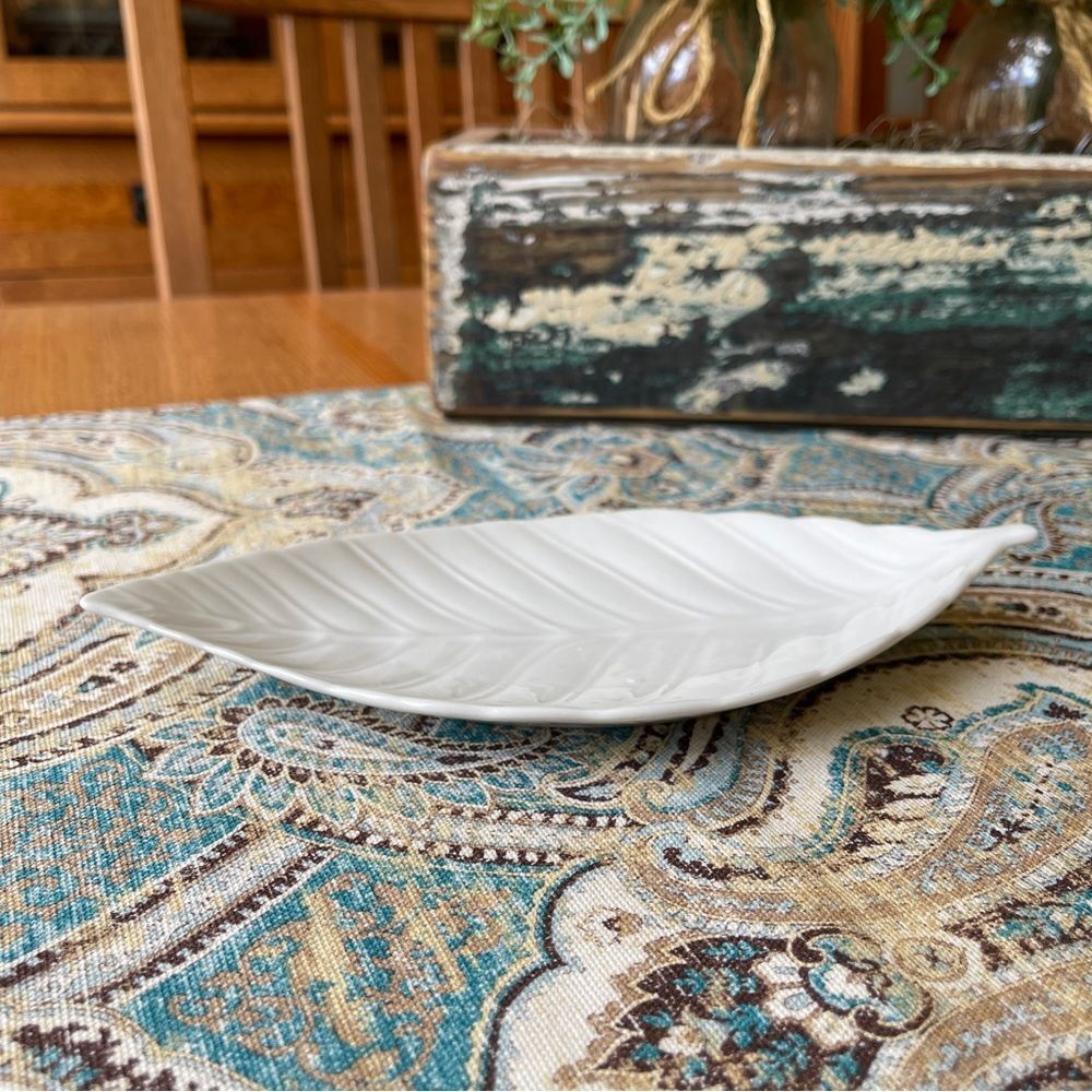 White Porcelain Leaf Trinket Dish Tropical Leaf Jewelry Vanity Tray